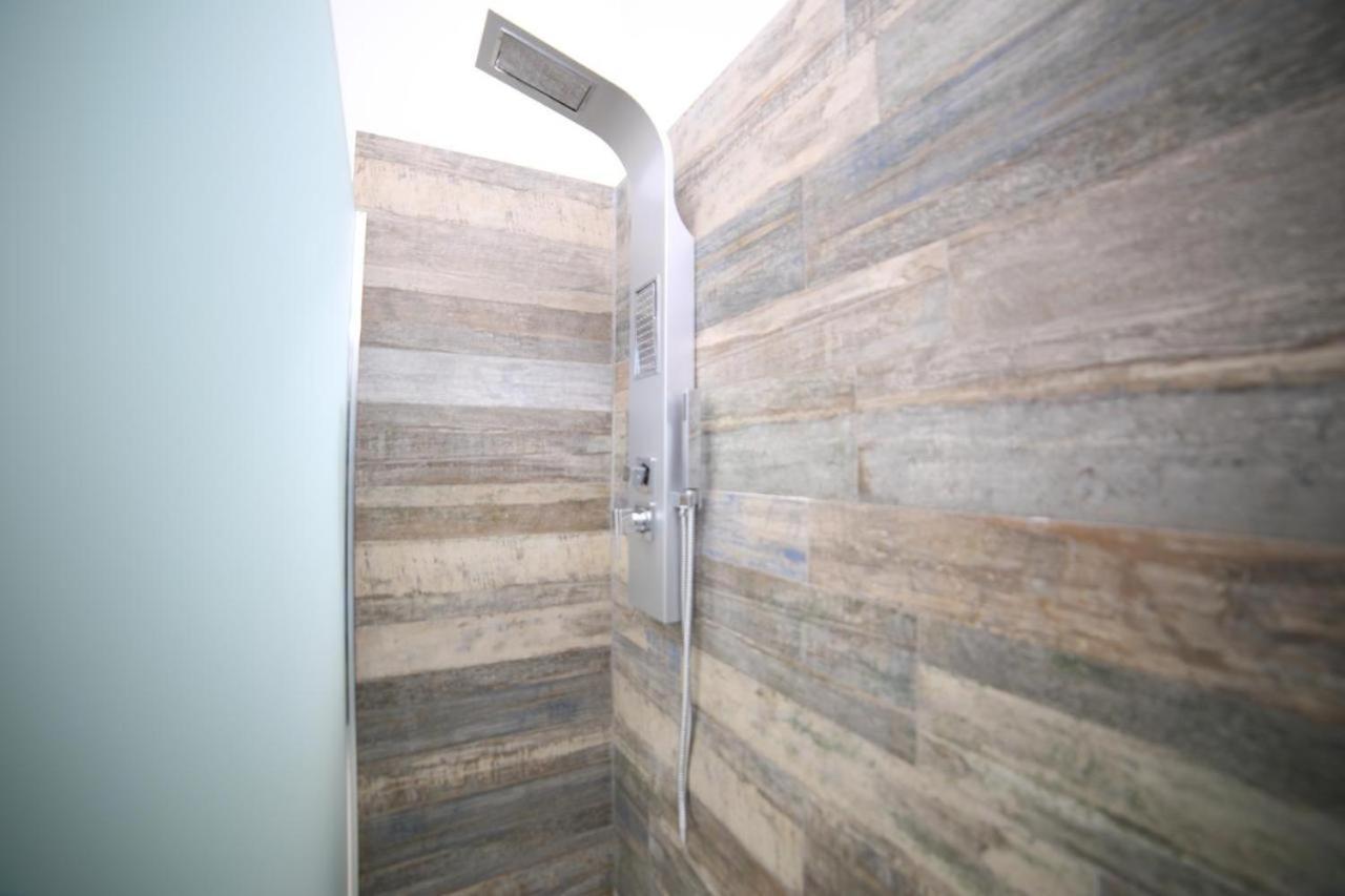 White Aurora Rooms Porto Cesareo Exterior foto