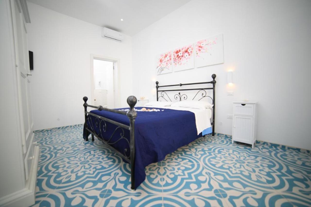 White Aurora Rooms Porto Cesareo Exterior foto