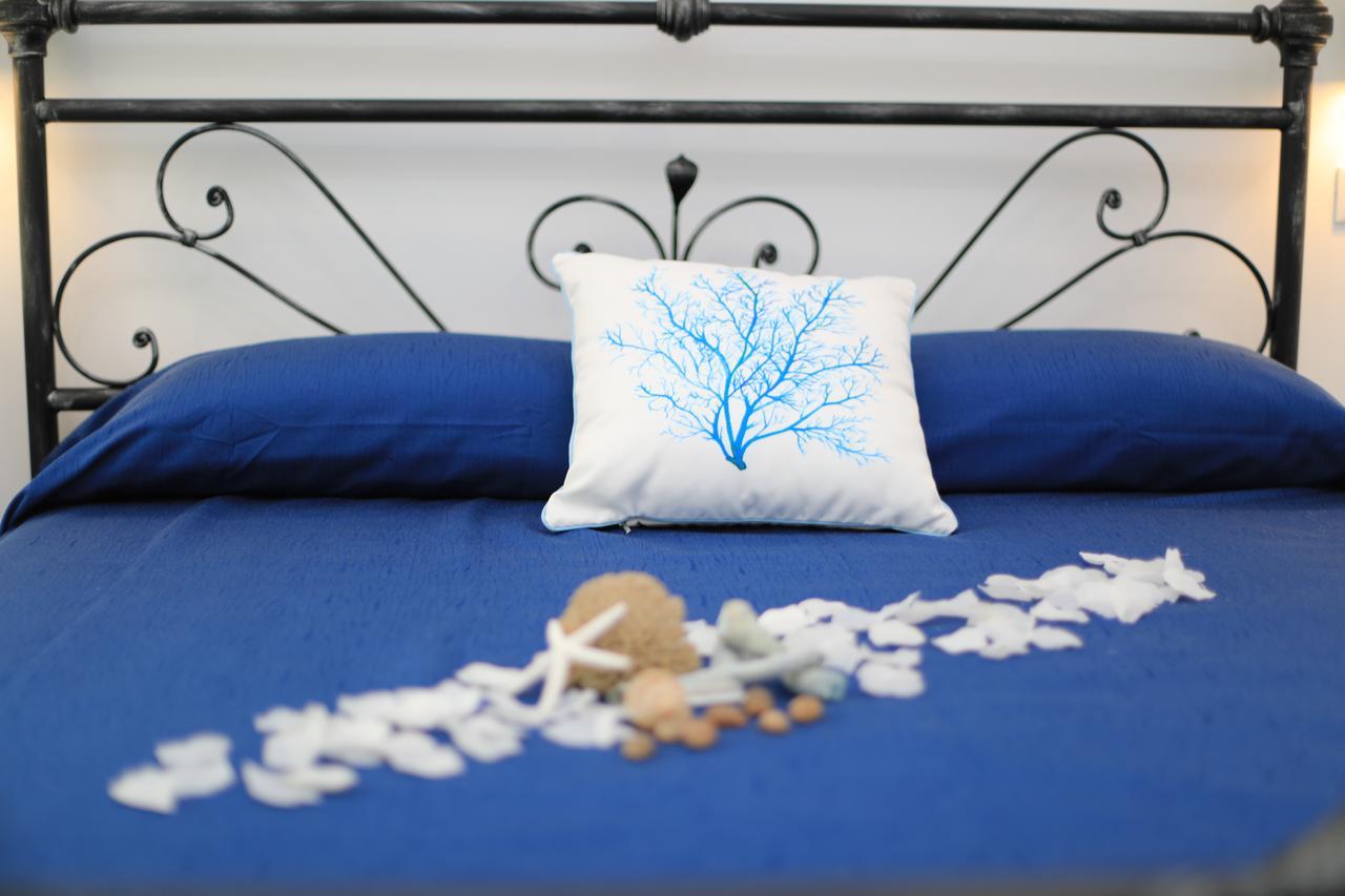 White Aurora Rooms Porto Cesareo Exterior foto