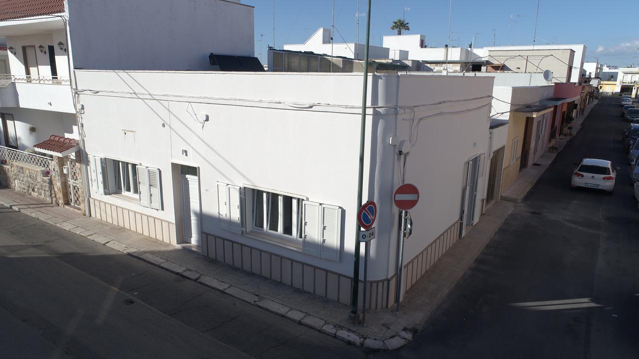 White Aurora Rooms Porto Cesareo Exterior foto